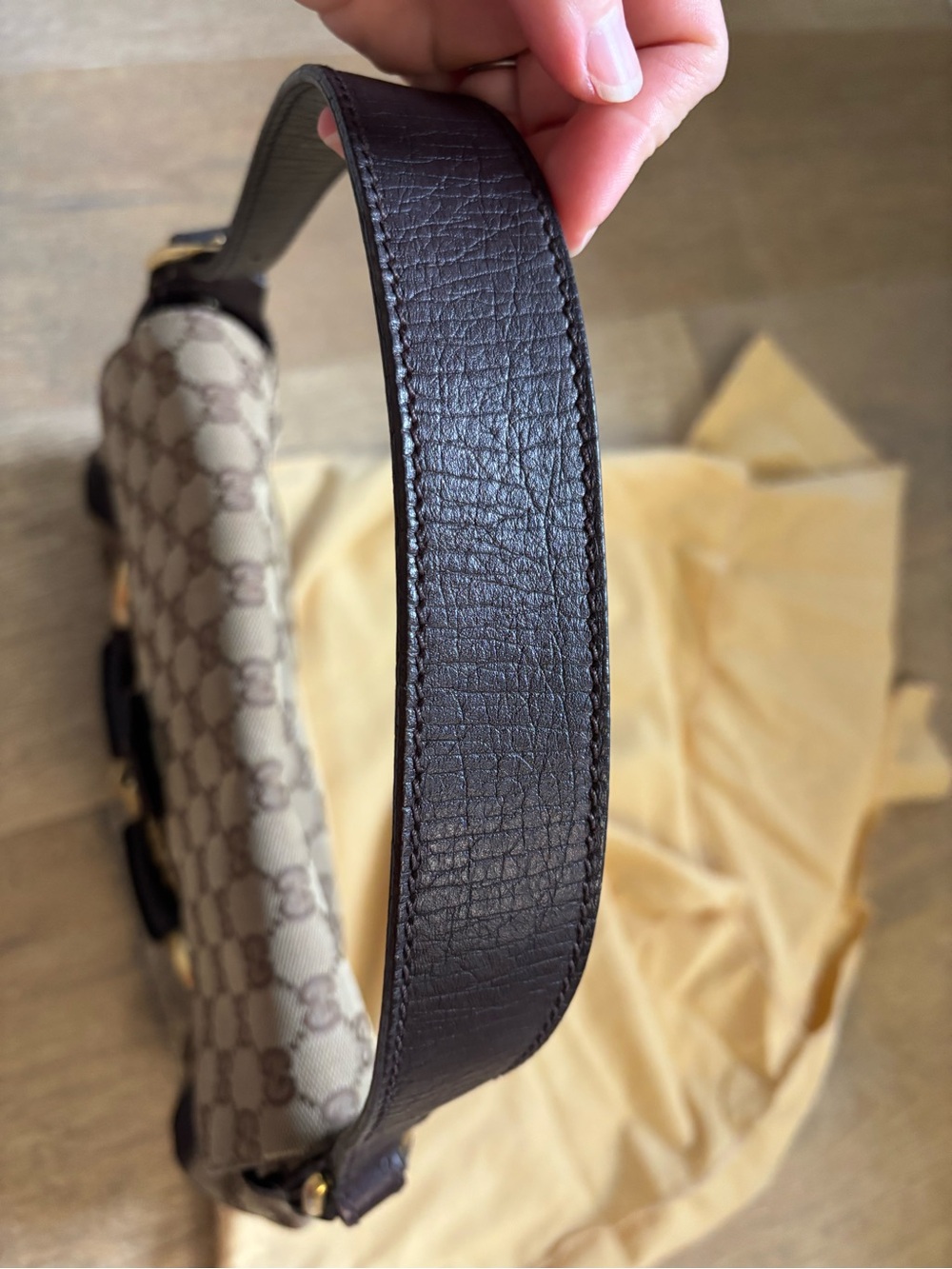 Gucci Beige/Brown Monogram Shoulder Bag with Gold Horsebit Accents tom ford - Picture 10 of 15
